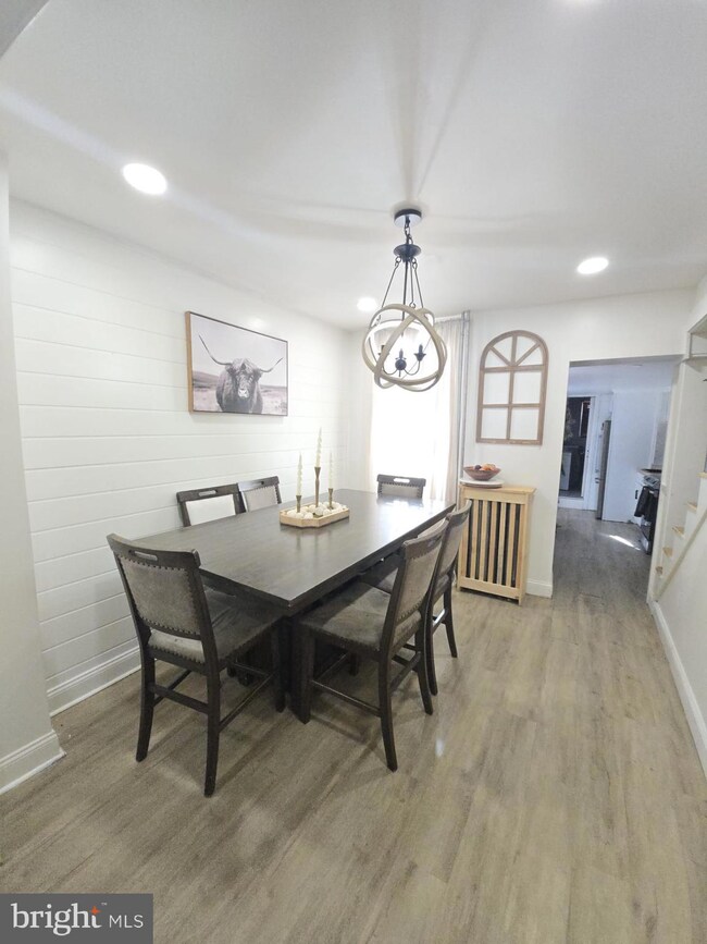 1652 N 10th St, Reading, PA 19604 - photo 4