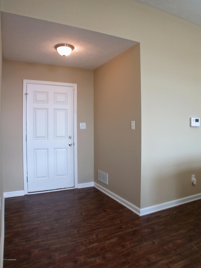 112 Gentry Crossings Blvd, Mount Washington, KY 40047 - photo 3