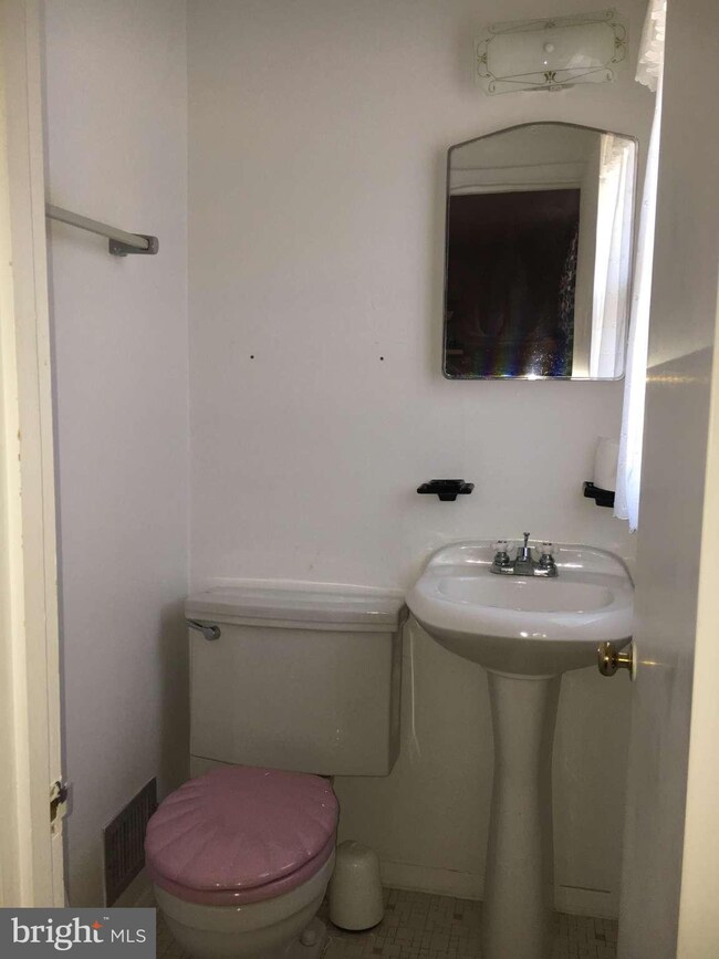 35 Bradbury Rd, Owings Mills, MD 21117 - photo 6