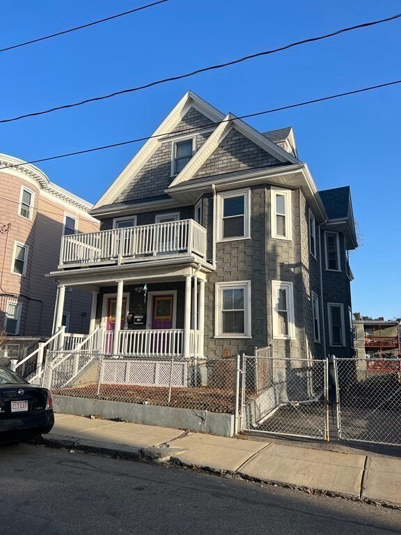 42 Barry St unit 2, Dorchester, MA 02125 - photo 4