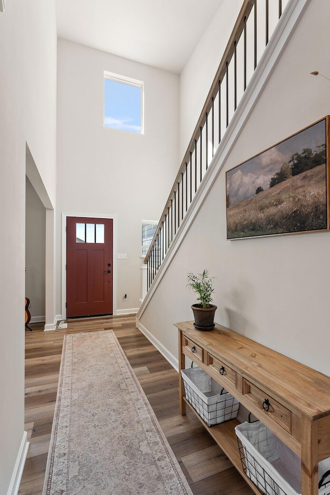 1568 Forest Ridge Dr, Valparaiso, IN 46385 - photo 4