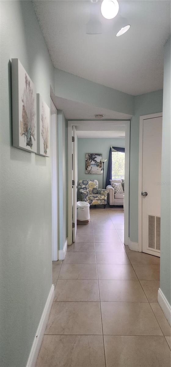 1515 Pinellas Bayway S unit F62, Saint Petersburg, FL 33715 - photo 4