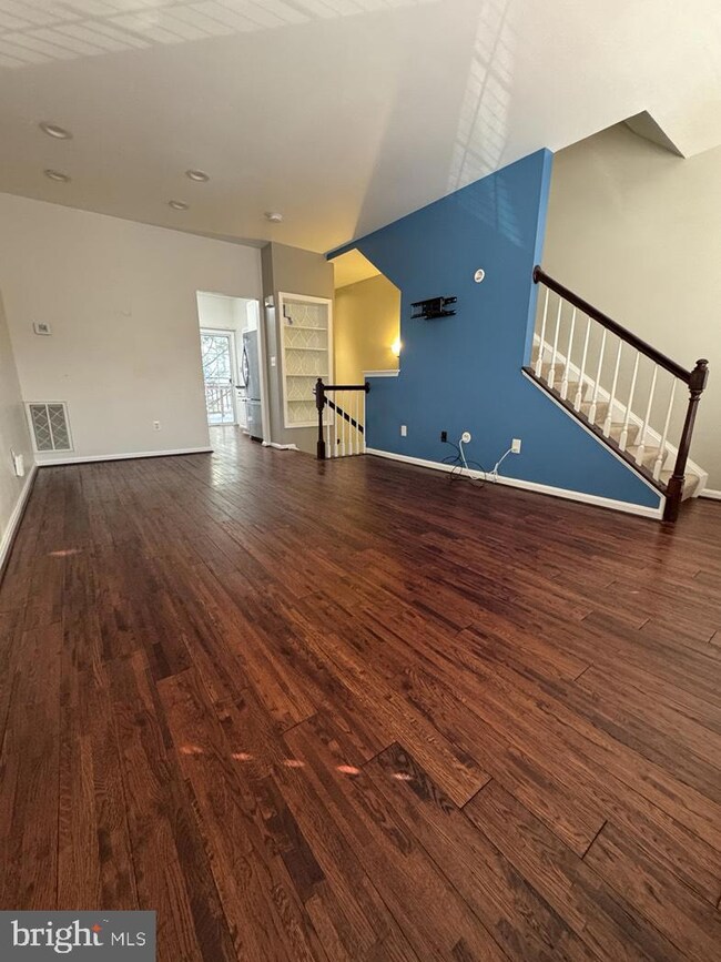 10035 Moxleys Ford Ln unit 1204, Bristow, VA 20136 - photo 6