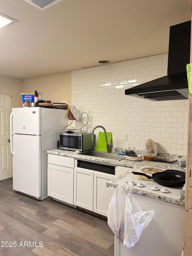 3901 W Keim Dr, Phoenix, AZ 85019 - photo 3