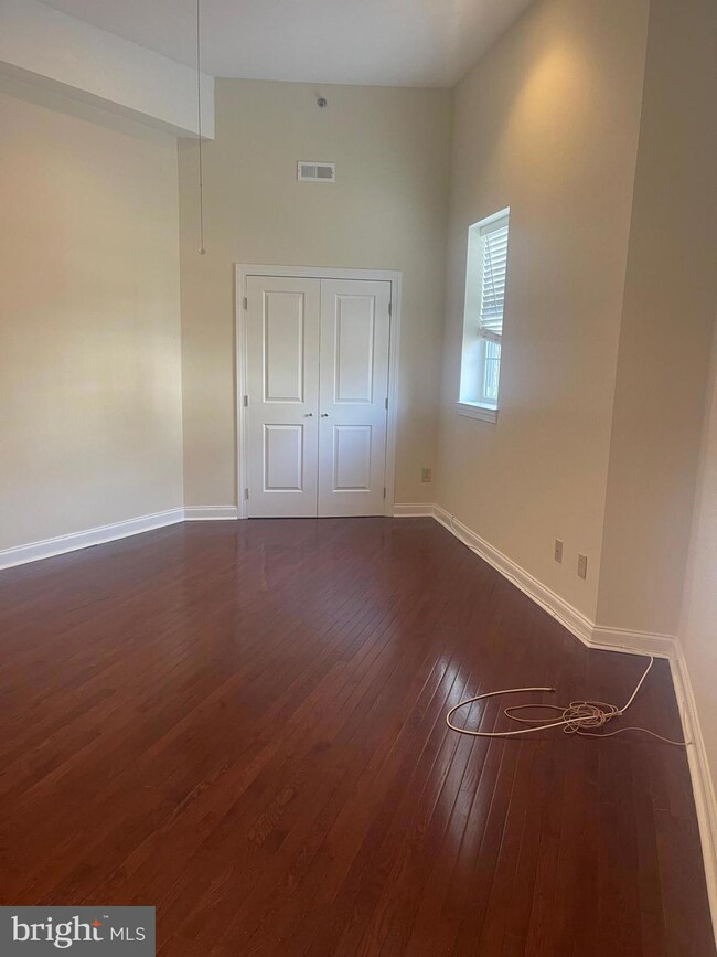 609 Summit Ave unit 5, Jenkintown, PA 19046 - photo 3