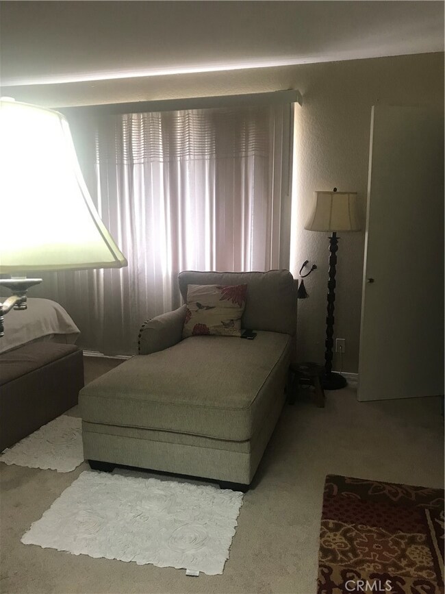 873 Orange Grove Ave, San Fernando, CA 91340 - photo 5