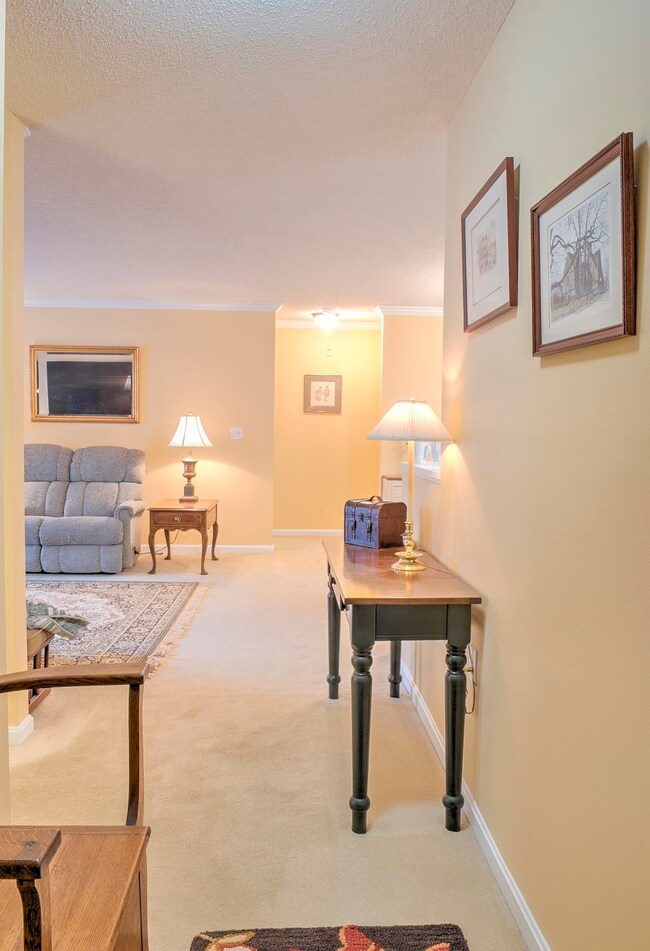 29 Windsor Ct, Keene, NH 03431 - photo 4