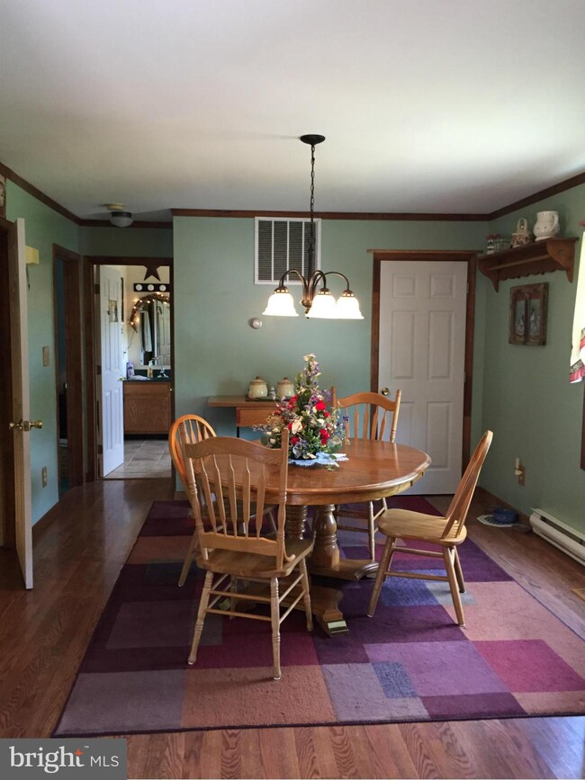 3874 Albert Ave, Greencastle, PA 17225 - photo 5