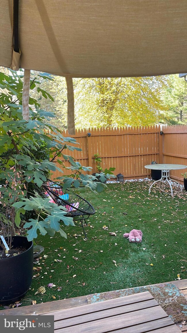 59 Wyndmoor Dr, East Windsor, NJ 08520 - photo 4