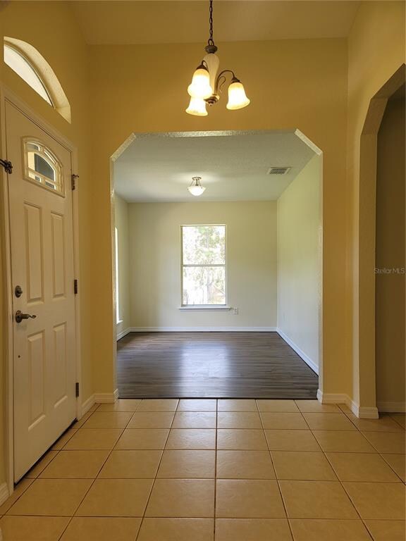 Looking Left, Spare room/ Office/ Den