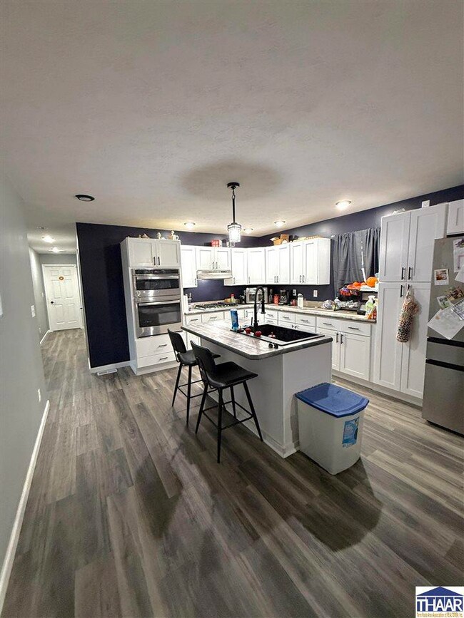 405 S Main St, Shelburn, IN 47879 - photo 5