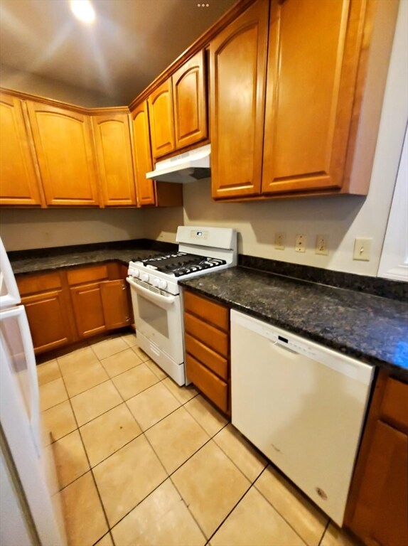 7 Irwin St, Winthrop, MA 02152 - photo 2