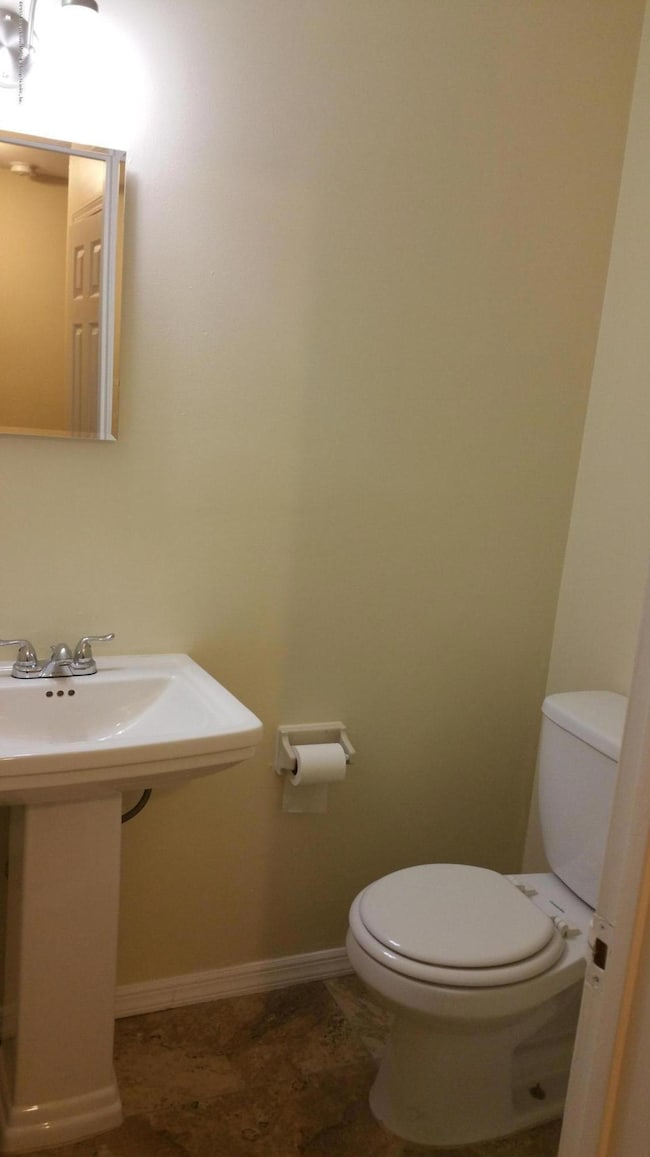 55 Skyline Dr, Staten Island, NY 10304 - photo 3