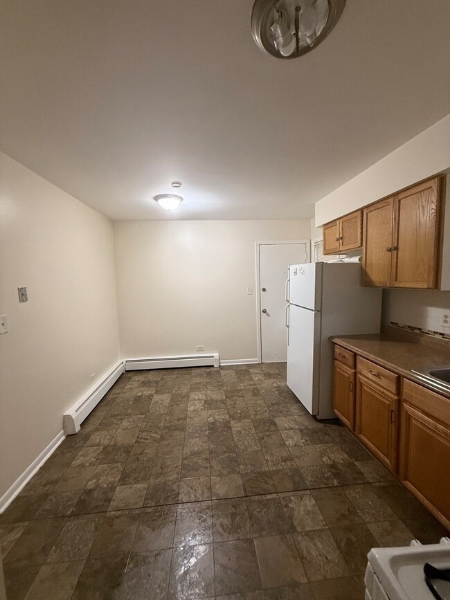 6235 N Mozart St unit 3, Chicago, IL 60659 - photo 3