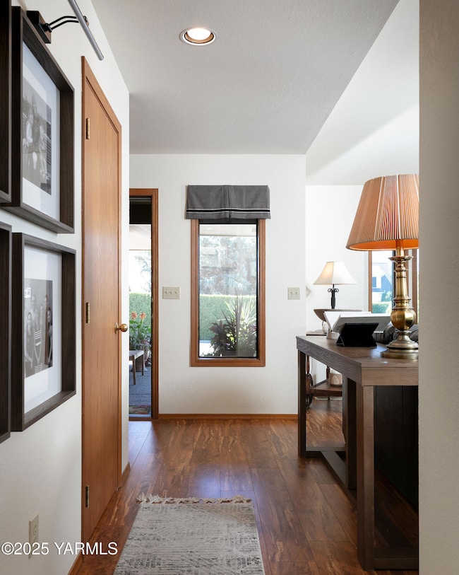 Holbrook_250609_48ave_Yakima_10