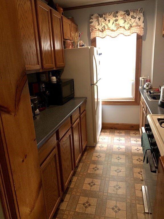 353 Linden St, Fall River, MA 02720 - photo 5