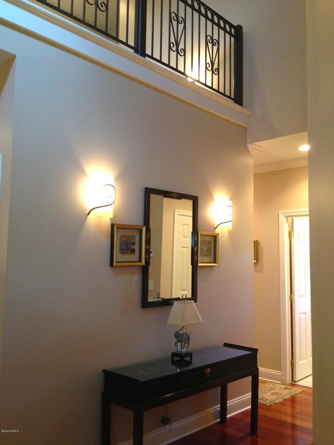 2 Amy Ct unit 2, Pittsfield, MA 01201 - photo 5