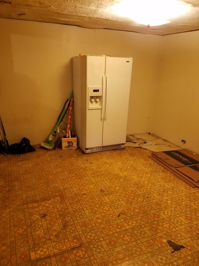 618 E Maple St, Johnson City, TN 37601 - photo 4