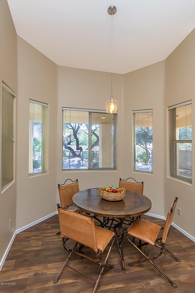 Kitchen Breakfast Nook