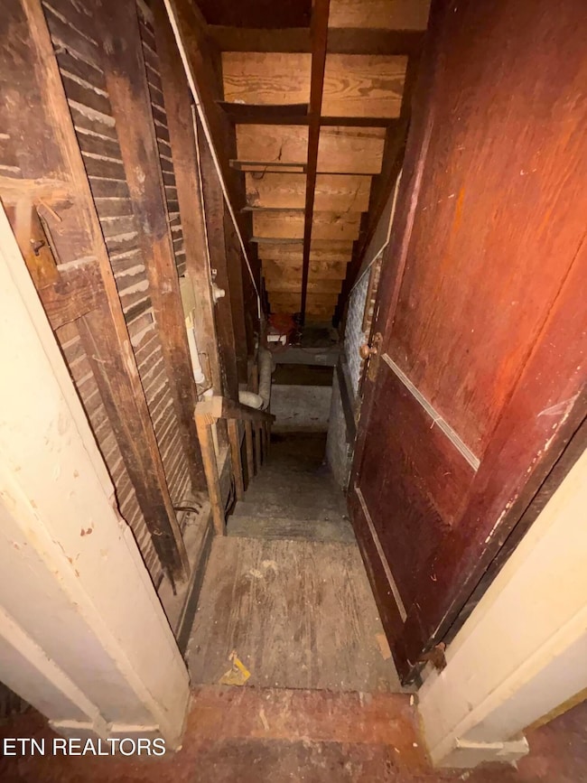 FDFE44B6-48D6-4312-9DF3-8710DD0BDB7D