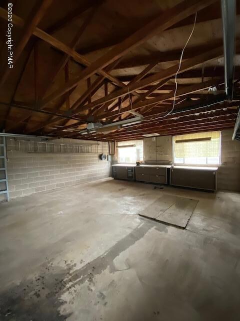 31 Enterprise St, Nanticoke, PA 18634 - photo 5