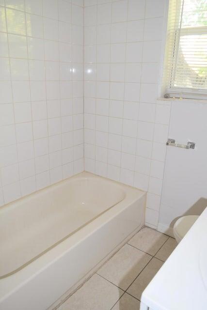 Bathroom Unit 2