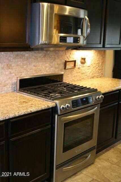 Kitchen 4