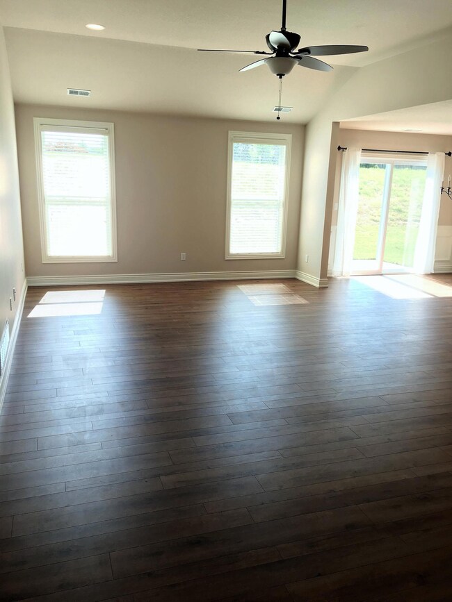 2312 Mace Dr, Columbia, MO 65201 - photo 4