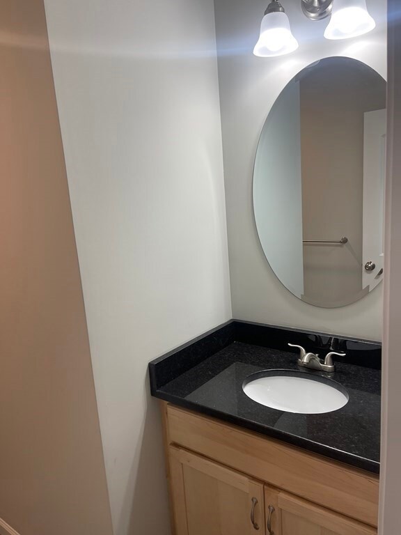 83B Hampshire St, Springfield, MA 01151 - photo 7