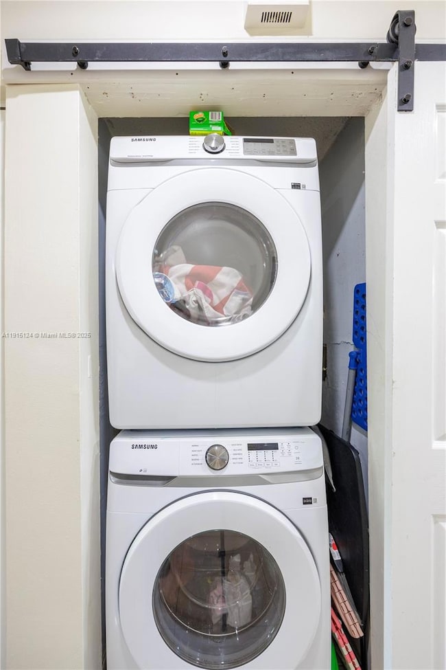 8325 Fairway Rd unit n/a, Sunrise, FL 33351 - photo 5