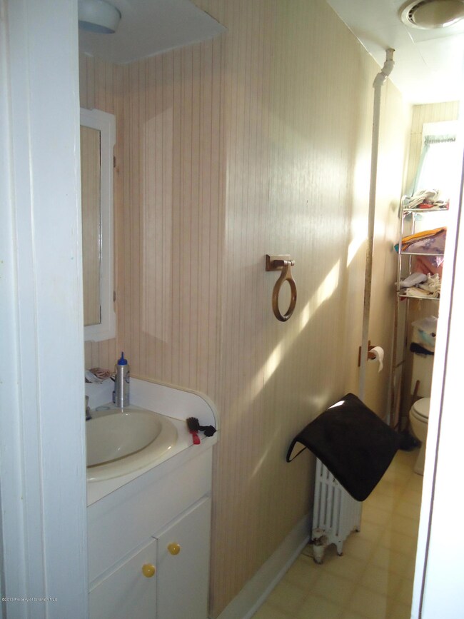 219 Terrace St, Dunmore, PA 18512 - photo 7