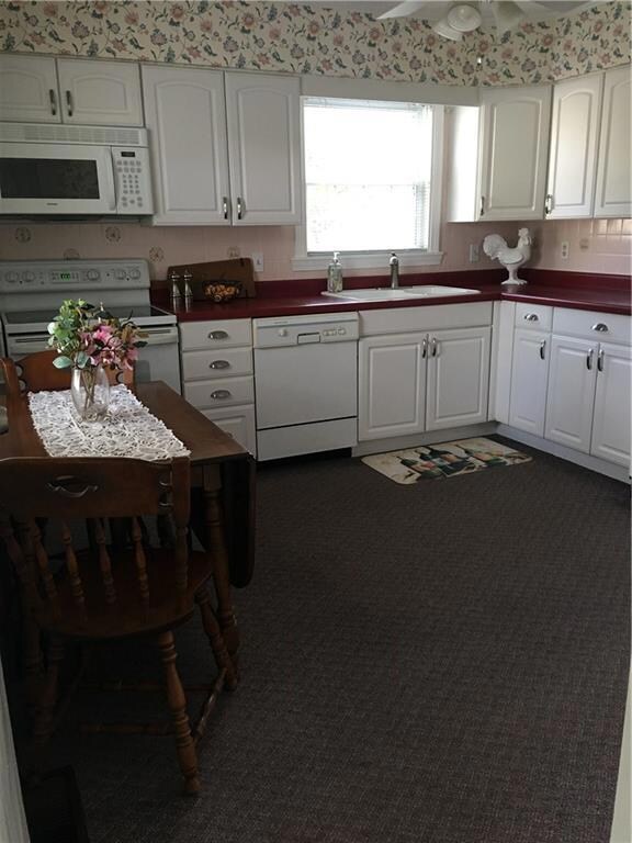 117 New York St, Millinocket, ME 04462 - photo 4