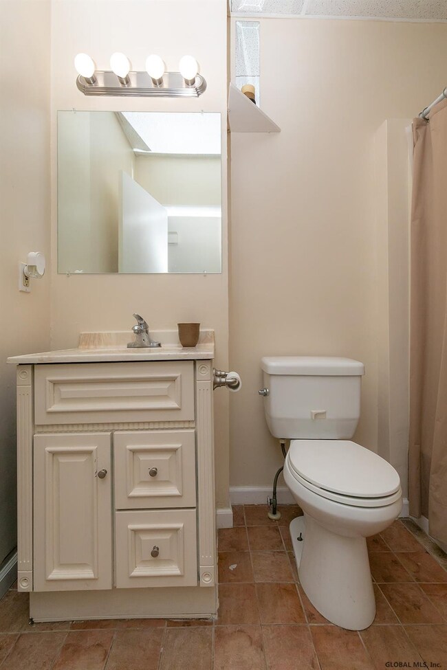 25 Elberon Place, Albany, NY 12203 - photo 7