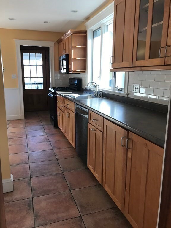 51 Worcester St unit 51, Belmont, MA 02478 - photo 5