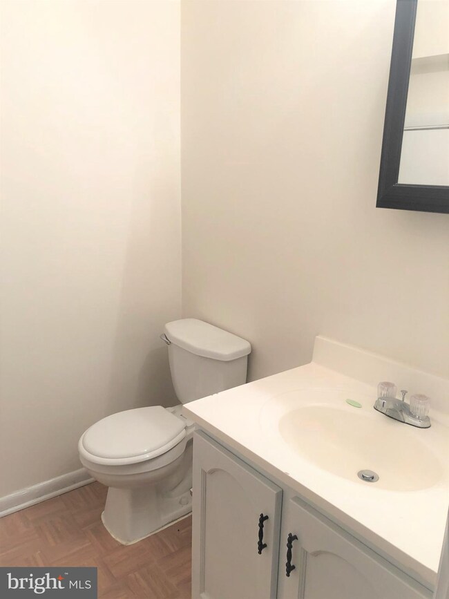 1633 Valencia Way, Reston, VA 20190 - photo 5