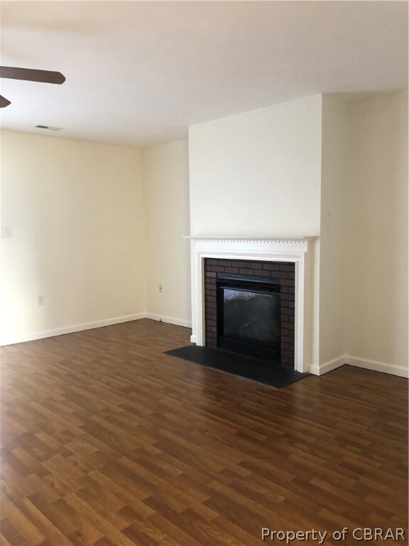 Living Room with Gas Log Fireplace