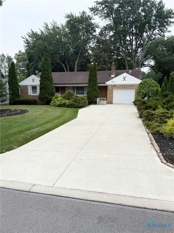 125 E Yates Ave, Findlay, OH 45840 - photo 2