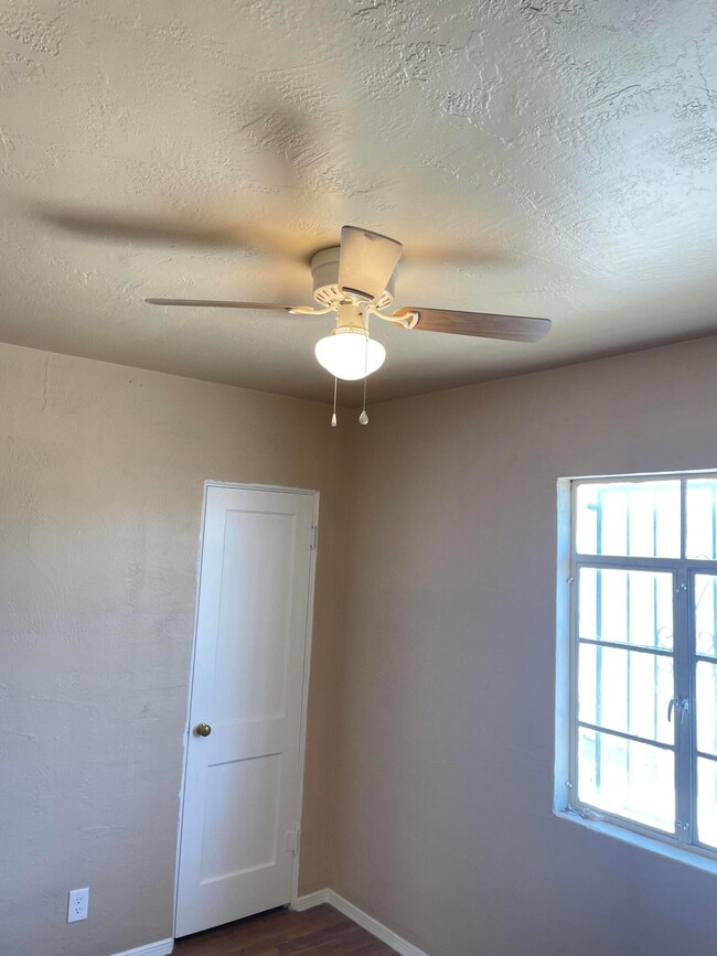 3718 Mobile Ave, El Paso, TX 79930 - photo 6