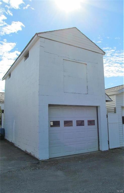 2509 Levans Rd, Coplay, PA 18037 - photo 4