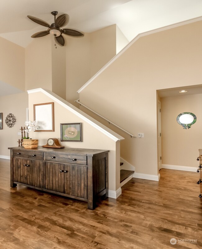 6028 Nathan Way SE unit A, Auburn, WA 98092 - photo 3