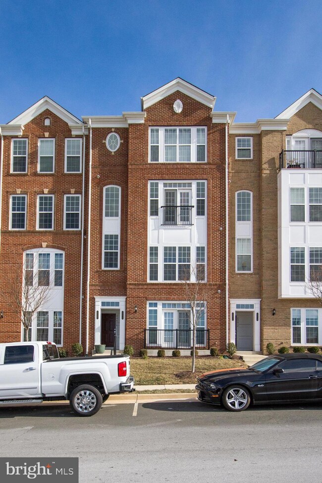 20610 Maitland Terrace, Ashburn, VA 20147 - photo 2