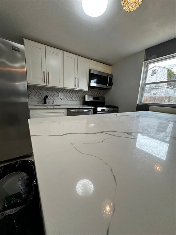 20 Lillian St N unit R, Randolph, MA 02368 - photo 2