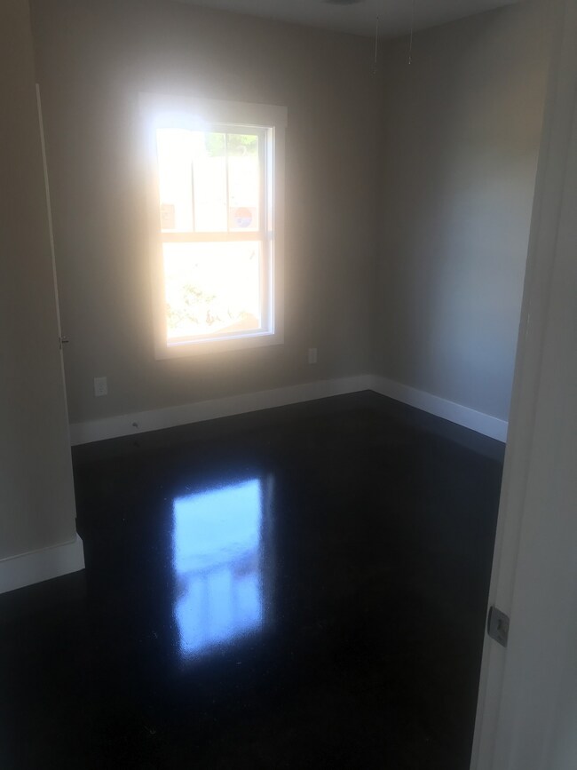 736 Kingree Rd, Shelbyville, TN 37160 - photo 6