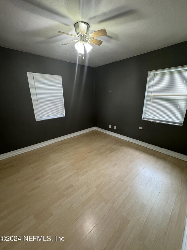 5202 107th St, Jacksonville, FL 32244 - photo 6