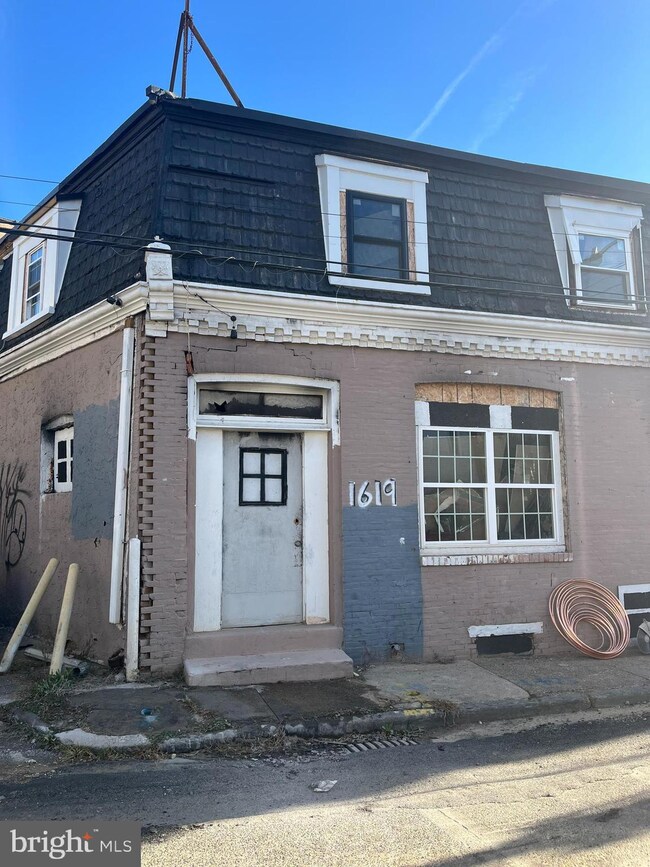 1619 Kinsey St, Philadelphia, PA 19124 - photo 4