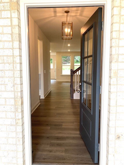 Welcome to 7923 Pine Street. Come in and take a look around.