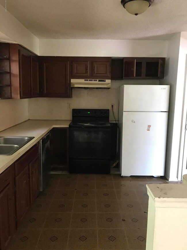 163 Municipal Dr, Bushkill, PA 18324 - photo 7