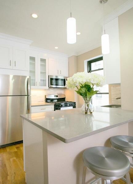 Acropolis Gardens unit 4B, Astoria, NY 11105 - photo 2