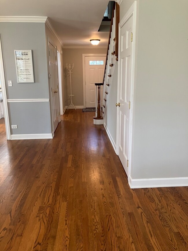 367 Narragansett Ct unit 1, Crystal Lake, IL 60012 - photo 4