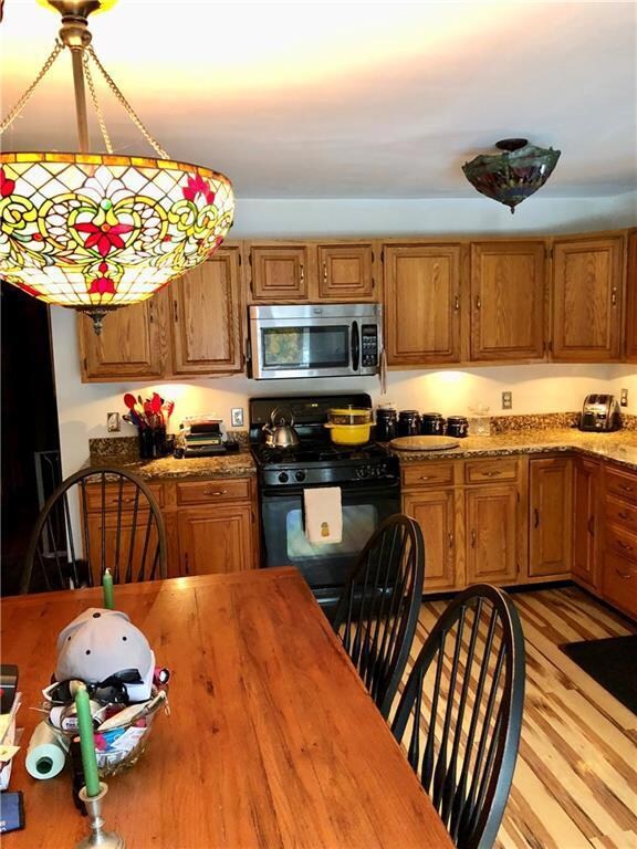 Built-In Microwave and Gas Stove -...